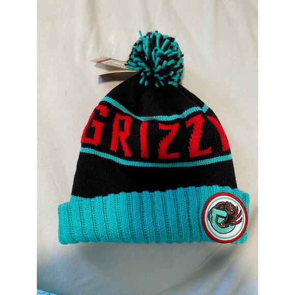 Mitchell & Ness Accessories - NWT Mitchell & Ness Hardwood Classics GRIZZLIES Top POM Cuffed Knit Hat OSFA